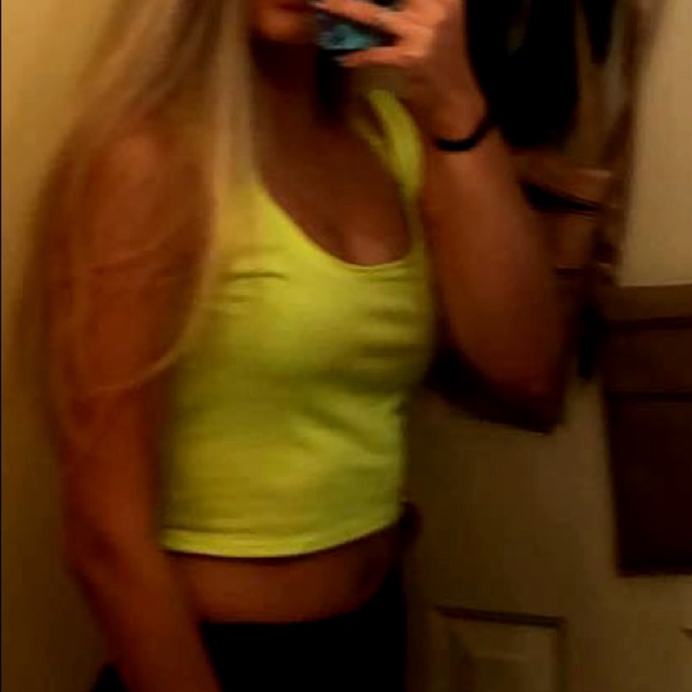 neon crop top!